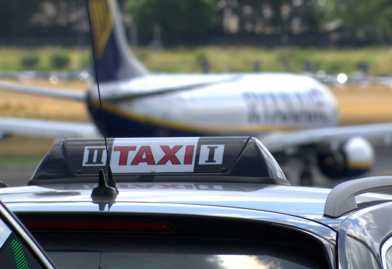 BSCA : des chauffeurs de parkings privés et navettes protestent contre la fin de la gratuité des parkings