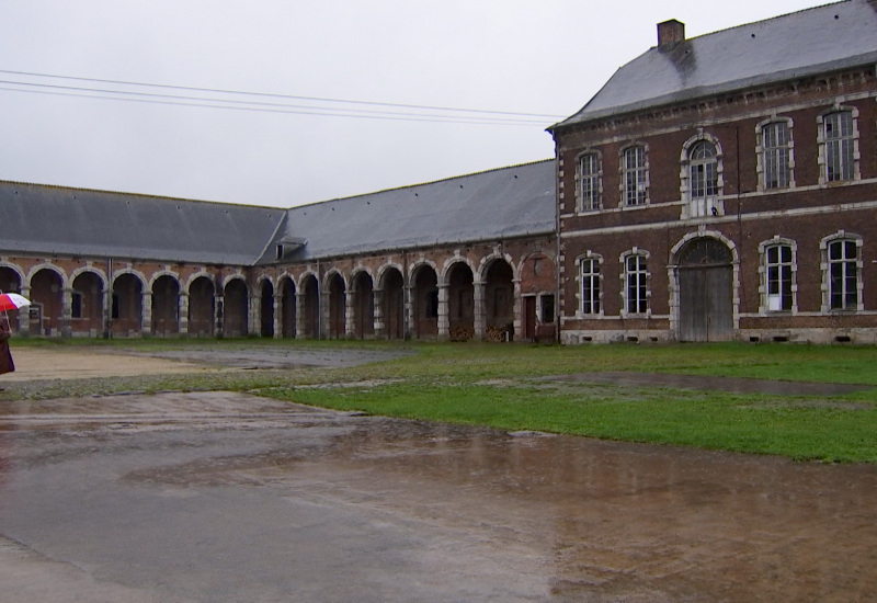 Ferme de l'Abbaye d'Aulne: le permis d'urbanisme pour les travaux de logements touristiques a fini par être octroyé ! 