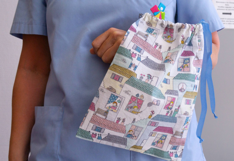 Plus de 200 lovely bags distribués au CHU de Charleroi