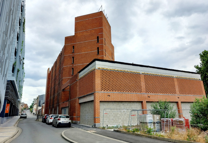 Bonne nouvelle : l'ancien hôtel Leonardo racheté par IGRETEC