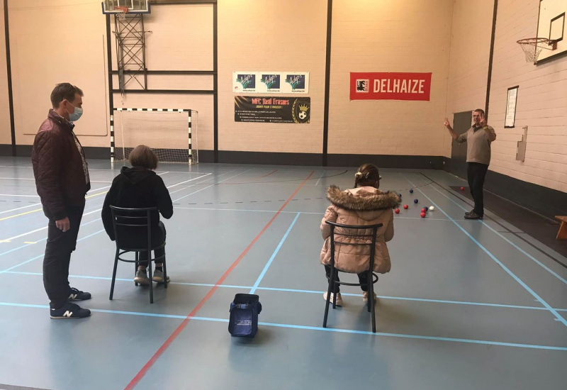 De la boccia toutes les semaines aux Bons Villers: un sport pour les moins valides, mais aussi pour tous