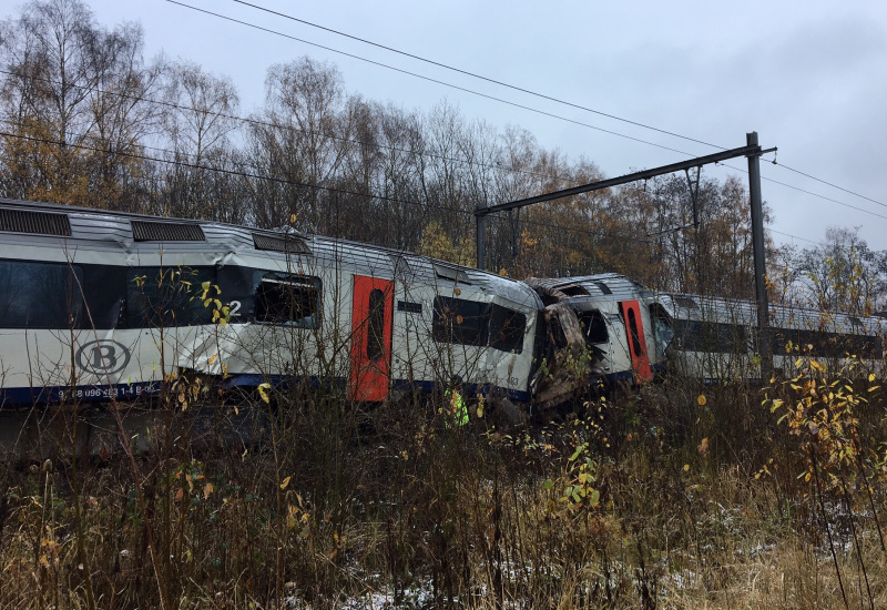 Accident de train à Morlanwelz: Infrabel acquitté, amende de 160.000 euros pour la SNCB