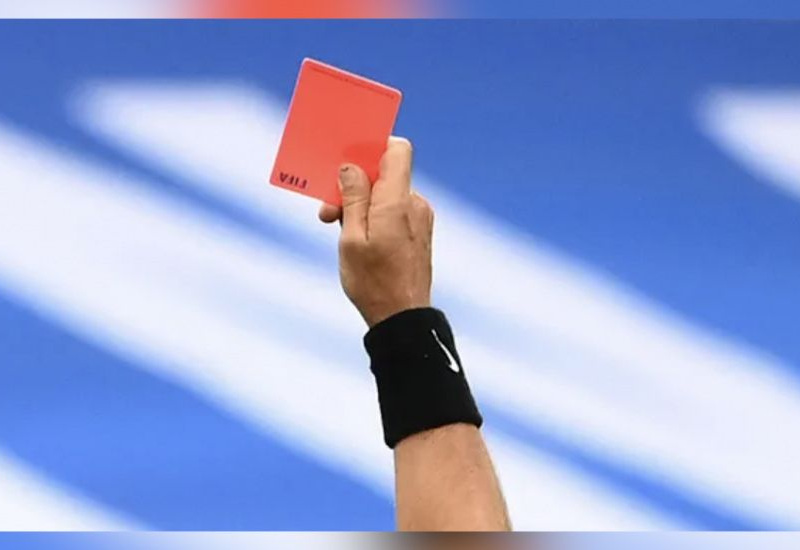 Un individu se fait passer pour l'arbitre d'une rencontre de foot à Courcelles et repart avec l'enveloppe de défraiement