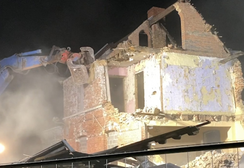 Courcelles : Infrabel démolit la gare de Gouy-lez-Piéton sans permis