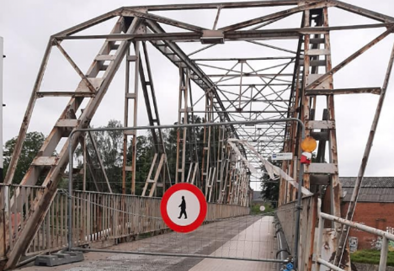 La passerelle de la gare de Châtelet fermée !