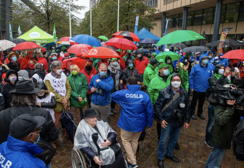 Les syndicats devant la FEB pour réclamer de meilleurs salaires