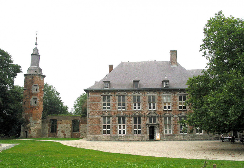 Le château de Trazeginies fait grise mine à cause du Covid