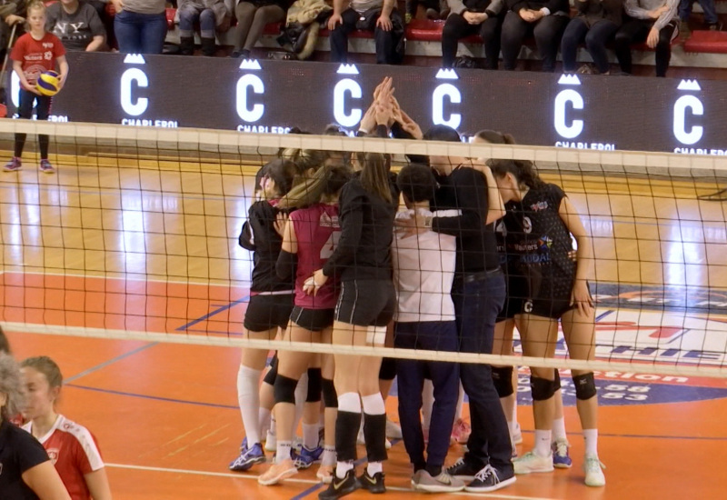 Charleroi Volley en route pour l'Europe : une victoire en deux temps