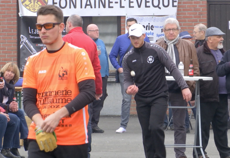 Coronavirus: saison blanche pour la balle pelote (vidéo)
