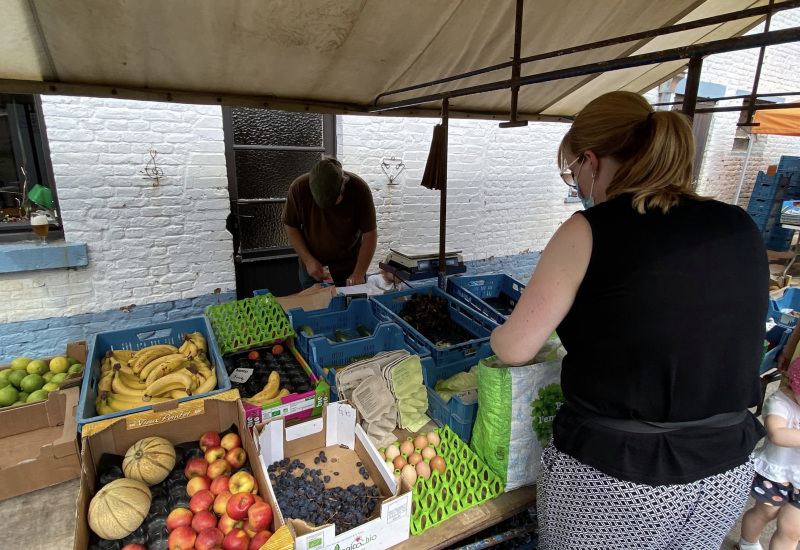 Depuis 10 ans, le marché local et bio de Montigny-le-Tilleul fidélise les producteurs et les clients