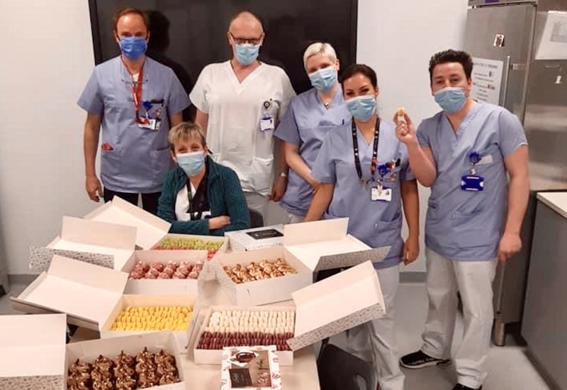 Une thudinienne fabrique des macarons artisanaux pour soutenir le personnel hospitalier