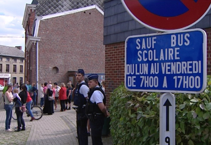 Châtelet: La police veille aux abords des écoles