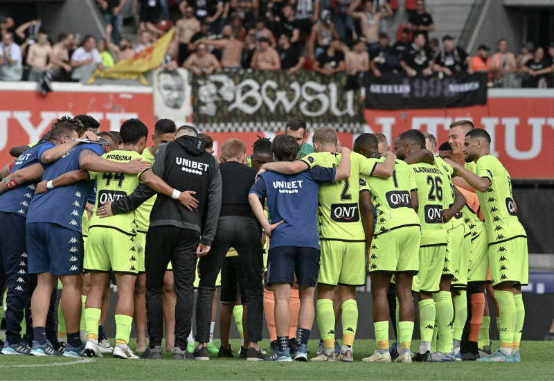 Jupiler Pro League: les Zèbres s’imposent face à Zulte Waregem (1-3)