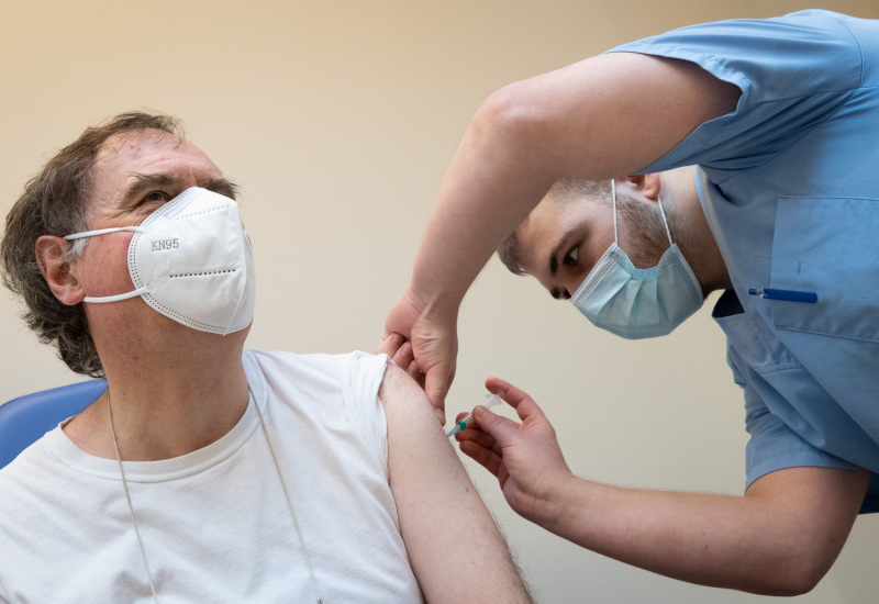 Les policiers exerçant une fonction essentielle seront vaccinés dès la mi-février