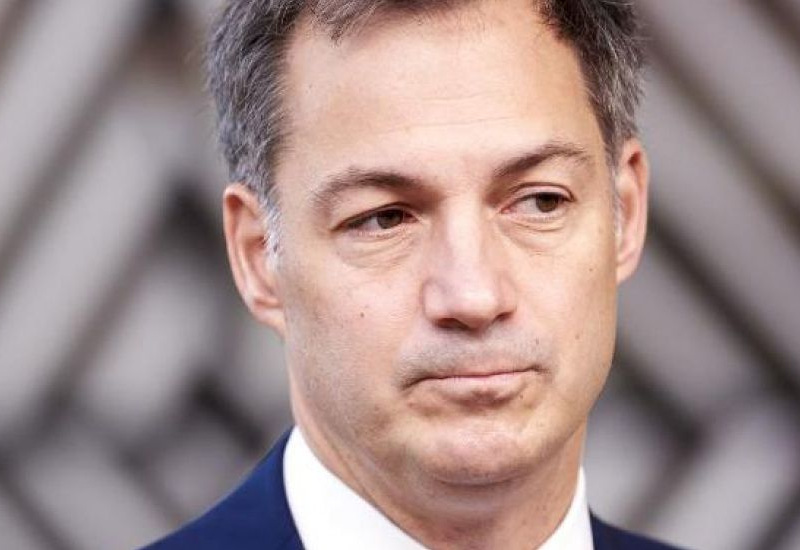 Alexander De Croo choqué par les incendies contre des écoles de Charleroi