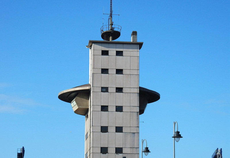 Début des travaux de la tour de contrôle de la gare de Charleroi-Sud