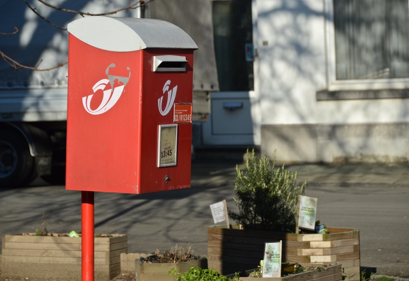 Seneffe: diminution du nombre de boîte aux lettres rouges 