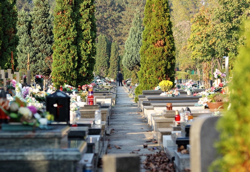 Montigny-le-Tilleul: Accès aux cimetières