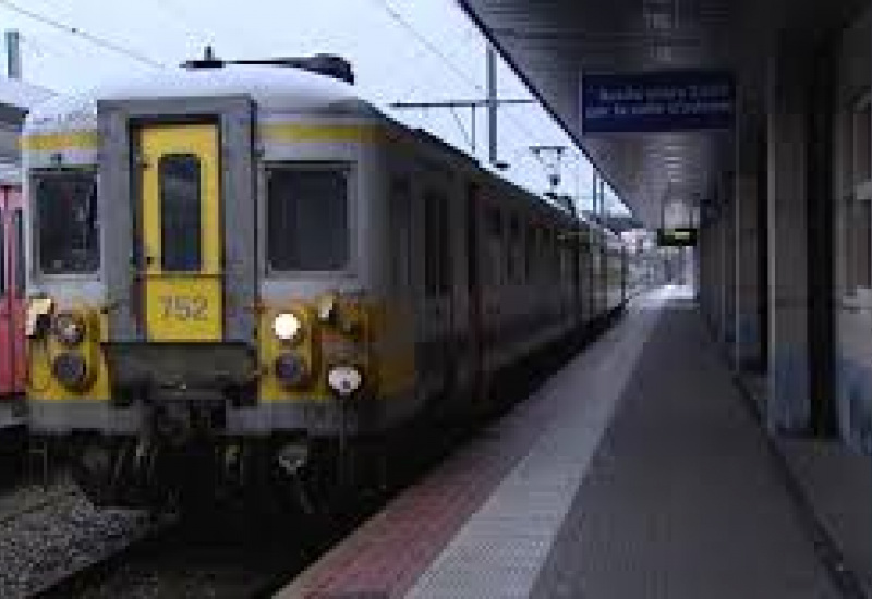 Une semaine de vacances pour les trains entre Charleroi et Couvin! 