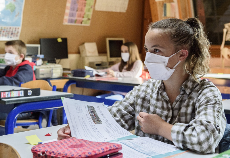 Enseignement: bientôt la fin des classes en quarantaine ? 