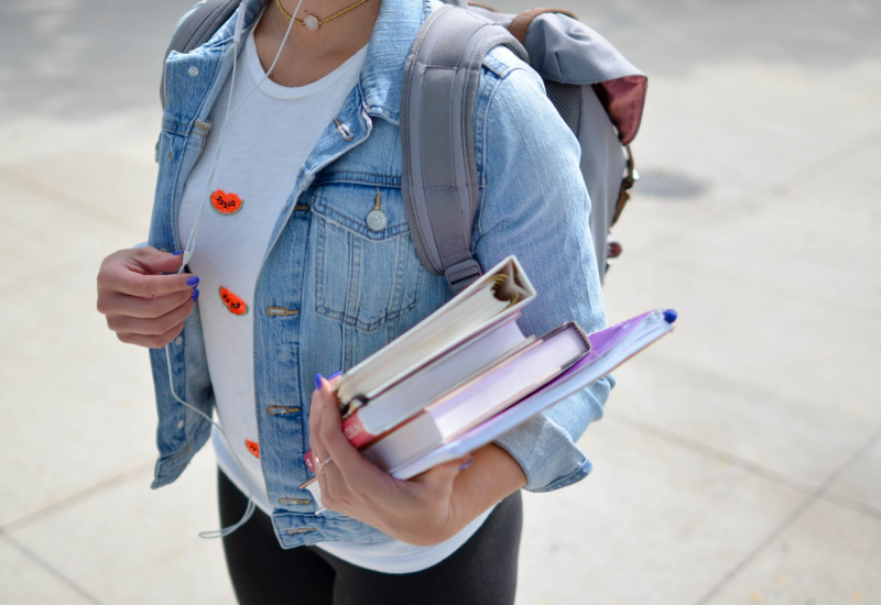 Montigny-le-Tilleul: un dépose-minute pour l’école Dr Cornet 