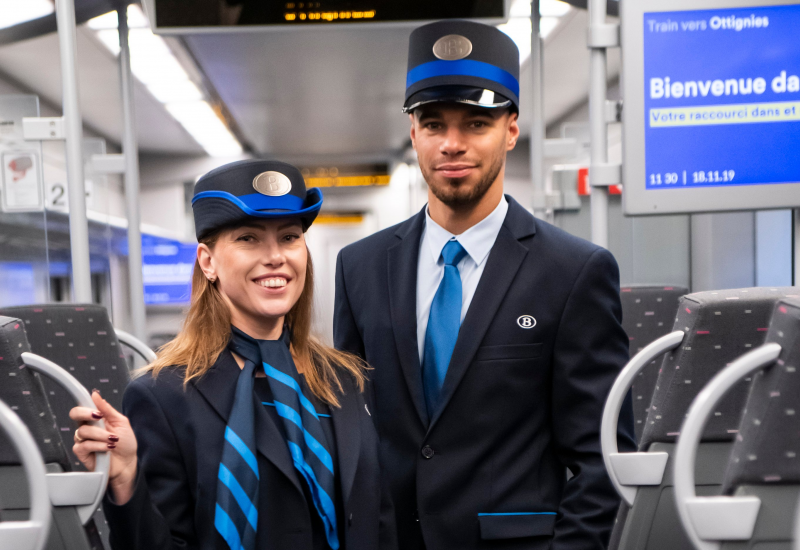 SNCB: découvrez le nouvel uniforme des contrôleurs 