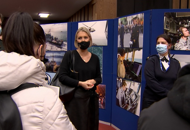 "We NEET You" : Ludivine Dedonder à la rencontre des jeunes recrues potentielles de l’Armée