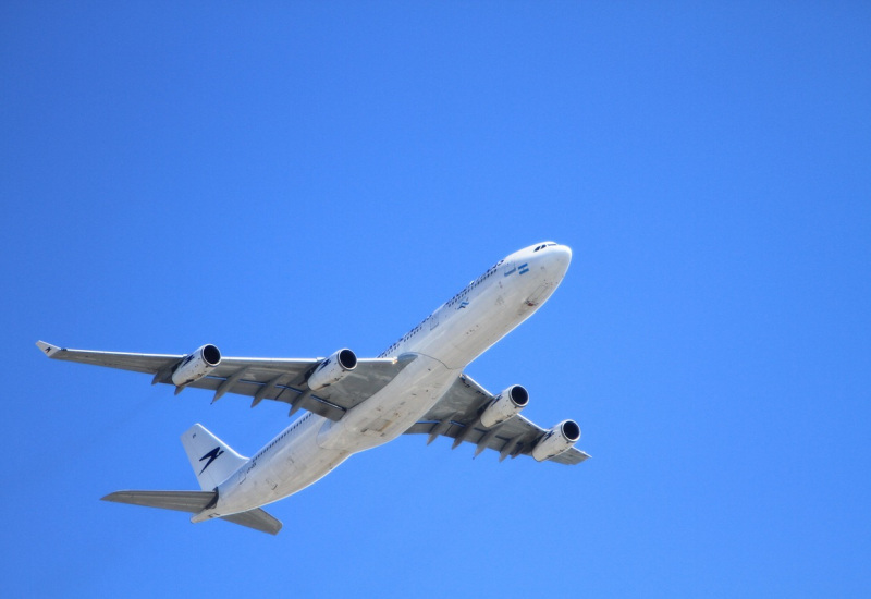 Projet de démantèlement des avions à Charleroi: la Wallonie lance une nouvelle procédure