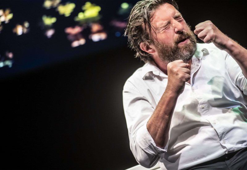 Une pièce en audiodescription à Charleroi : « Le Champ de Bataille » de Jérôme Colin