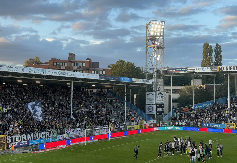 Pas de vainqueur dans le choc wallon Charleroi-Standard (1-1)