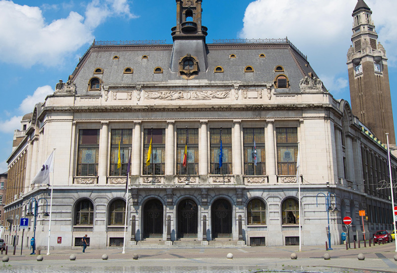 Direct: le Conseil communal de Charleroi