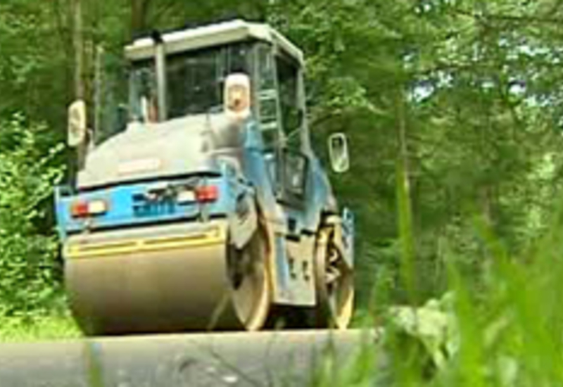 12/07/11 : Réfection des voiries à Thuin