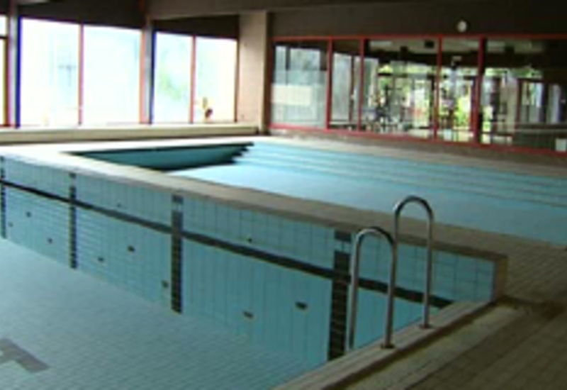 08/09/11 : La piscine de Chimay fermée