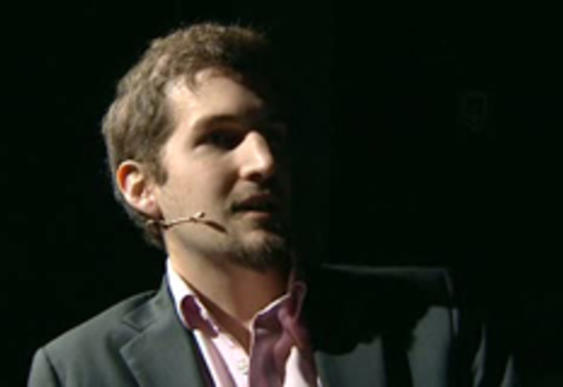 20/10/11 : "Une société de services"