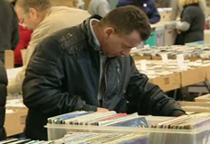 02/12/11 : Foire aux disques à Courcelles