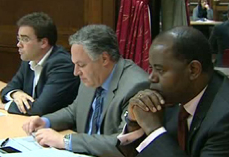 19/12/11 : Budget carolo