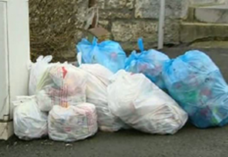 10/01/12 : Immondices non collectés à Solre