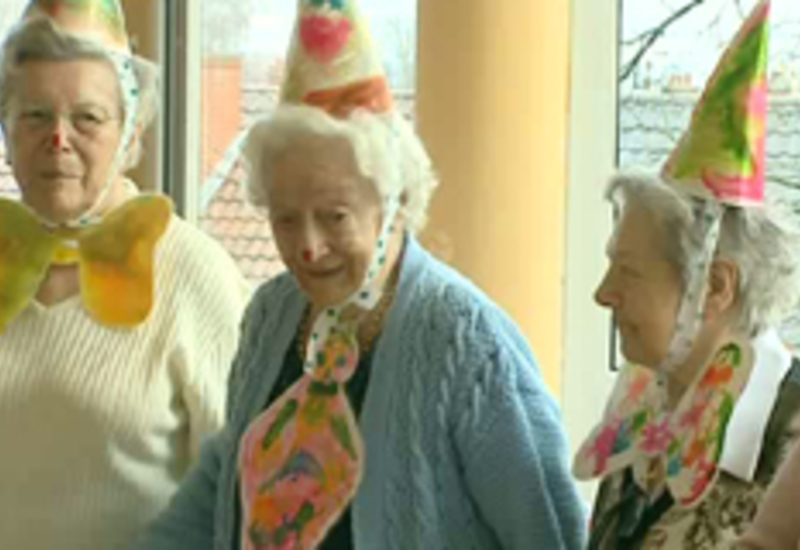 22/02/12 : Carnaval intergénérationnel