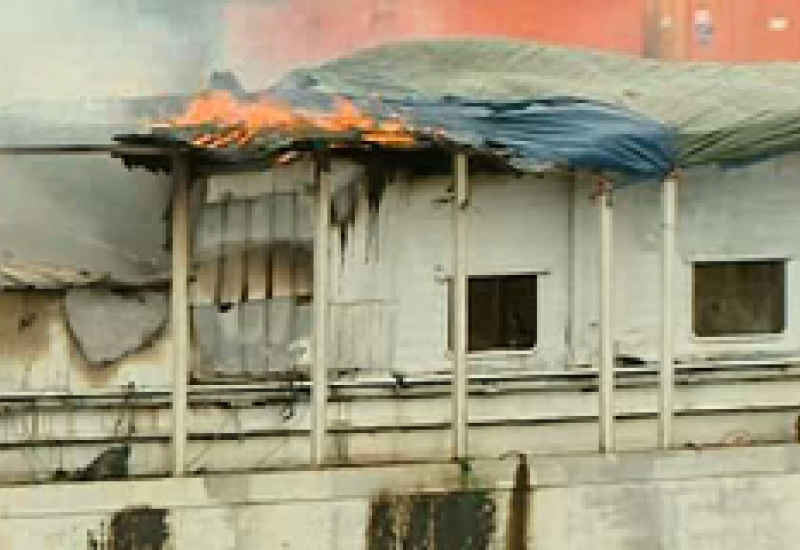 27/06/12 : Incendie sur une péniche