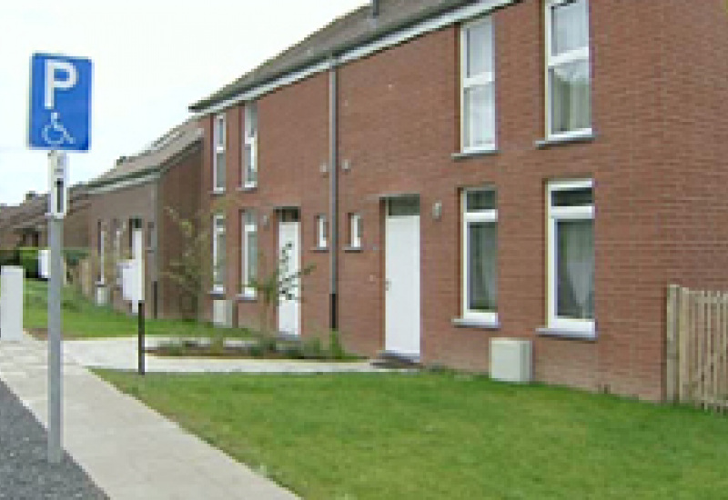 26/09/12 : Logements sociaux à Courcelles