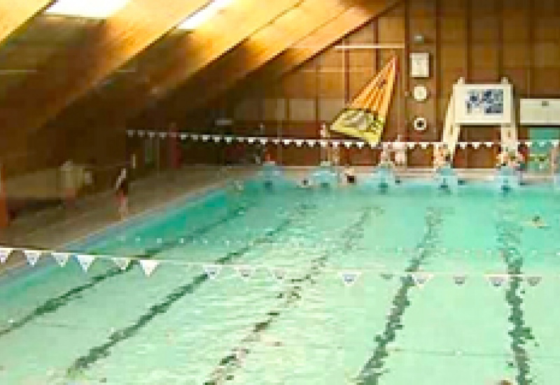 18/04/13 : Problèmes à la piscine de Courcelles