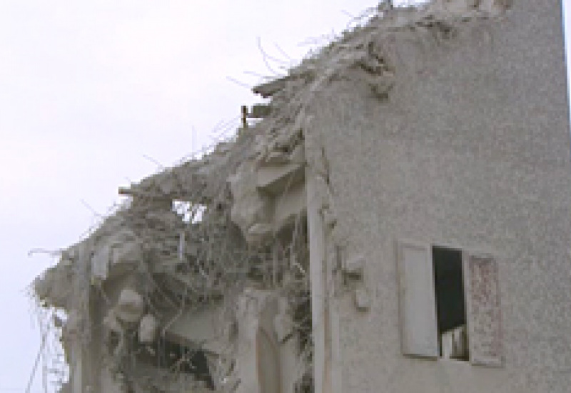 05/11/13 : Destruction de la tour Holcim