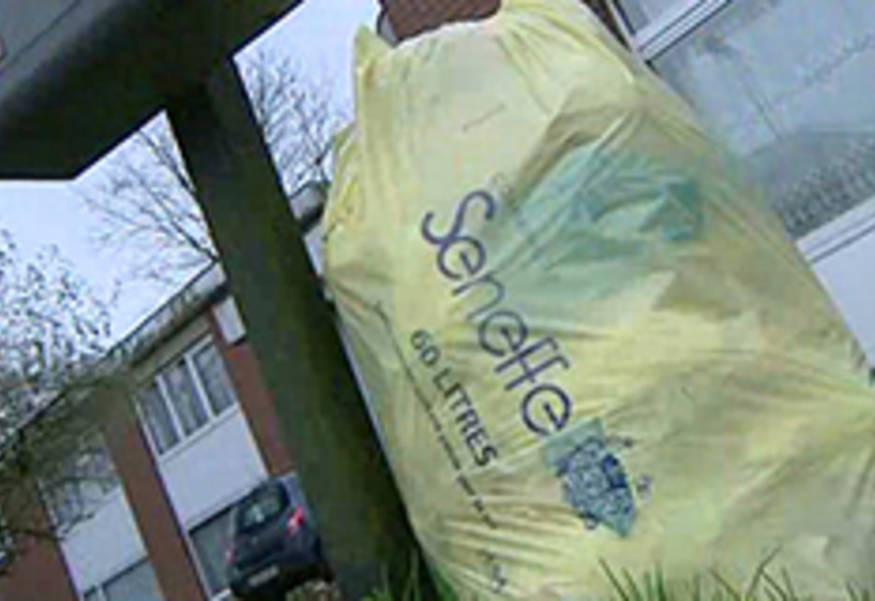 17/01/14 : Sacs poubelles payant à Seneffe