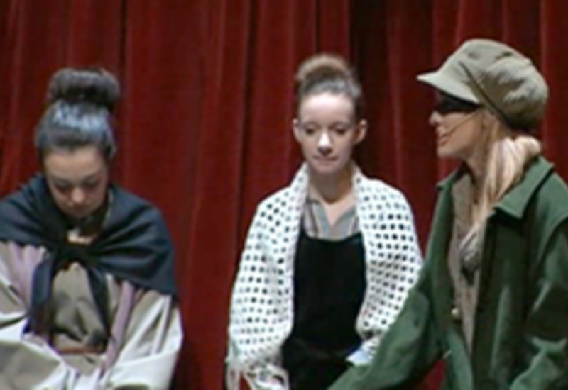 28/02/14 : "Anastasia"