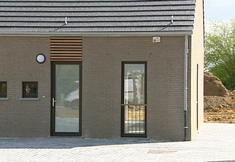 15/04/14 : Nouveaux logements à Momignies