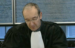 0 02/01/12 : Philippe Van Cau acquitté