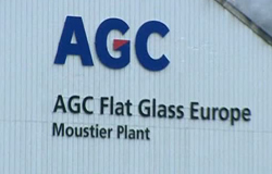 0 15/02/12 : Sale coup pour AGC Moustier