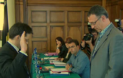 0 05/06/12 : Conseil communal à Charleroi (2)
