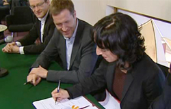 21/02/14 : Signature du contrat-programme du PBA