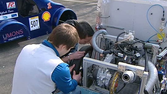 0 15/04/14 : "Shell Eco-Marathon"